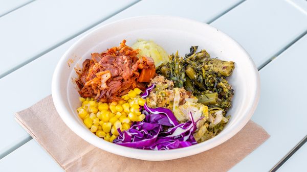 The Hive Superfood Eats & Organic Cafe - Santa Monica by null