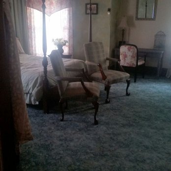 Hackton House Inn - Southern Comfort room - Bed & Breakfast Near Me - Ontario, Oregon Hackton House Inn - Southern Comfort room - Bed & Breakfast Near Me - Ontario, Oregon
