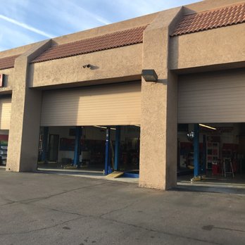 Car Tech - Car tech, all empty bays - Auto Repair Near Me - Scottsdale, Arizona Car Tech - Car tech, all empty bays - Auto Repair Near Me - Scottsdale, Arizona