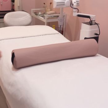 The Only Facial St. Charles - Room - Acne Treatment Near Me - Saint Charles, Missouri The Only Facial St. Charles - Room - Acne Treatment Near Me - Saint Charles, Missouri