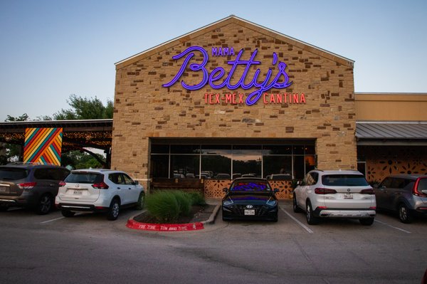 Mama Betty's Tex-Mex y Cantina by null
