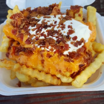 Paradise Pup - 3 layer fries - Fast Food Near Me - Des Plaines, Illinois Paradise Pup - 3 layer fries - Fast Food Near Me - Des Plaines, Illinois