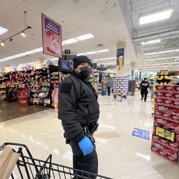 Ralphs - This is the aggressive security guard at Ralph's. - Grocery Near Me - Los Angeles, California