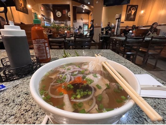 Pho Saigon 8 by null