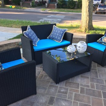 Walnut & Park - Great patio! - Coffee & Tea Near Me - Kalamazoo, Michigan Walnut & Park - Great patio! - Coffee & Tea Near Me - Kalamazoo, Michigan