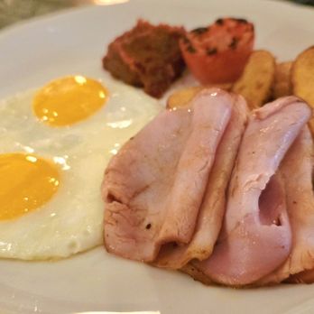 1927 Lounge - Canadian breakfast ($36 CAN) - Lounges Near Me - Vancouver, British Columbia