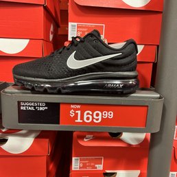 nike outlet in jackson