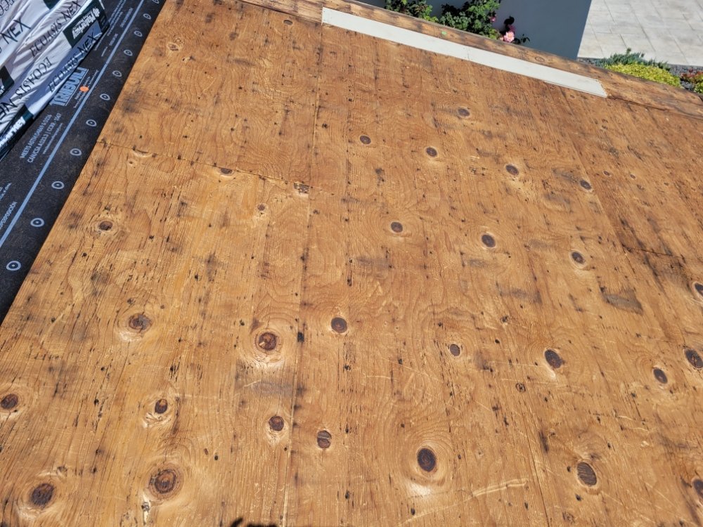 Slide of Roofing Services Pro