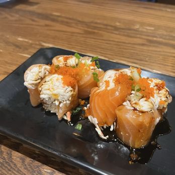 Sake 2 Me Sushi - Sushi Bars Near Me - Cerritos, California Sake 2 Me Sushi - Sushi Bars Near Me - Cerritos, California