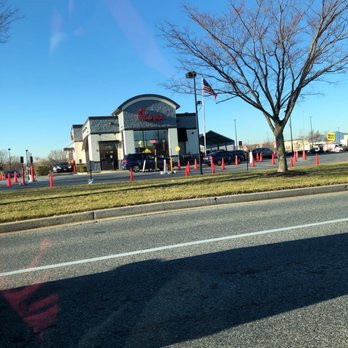 Chick-fil-A - Outside of the restaurant - Fast Food Near Me - Baltimore, Maryland