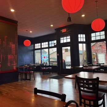 Chi-Pie  - Dining area - Pizza Near Me - Simpsonville, Kentucky