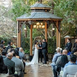 Regency Garden - The beautiful garden with gazebo.