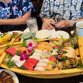 Osan Japanese Restaurant - Sushi boat for 3 - Japanese Near Me - Fredericksburg, Virginia Osan Japanese Restaurant - Sushi boat for 3 - Japanese Near Me - Fredericksburg, Virginia