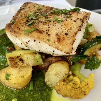 Kw Saltwater Grill - Halibut - Seafood Near Me - Fort Bragg, California