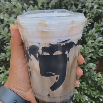 Cafe Comma - Coconut Charcoal Latte - Coffee & Tea Near Me - Atlanta, Georgia