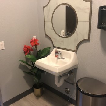 Nasim Kalhor, DPM - Bathroom - Podiatrists Near Me - Palmdale, California Nasim Kalhor, DPM - Bathroom - Podiatrists Near Me - Palmdale, California