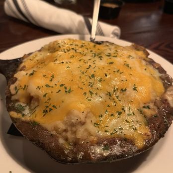 The Public House - Shepherd's Pie 6/10 - Gastropubs Near Me - Norfolk, Virginia