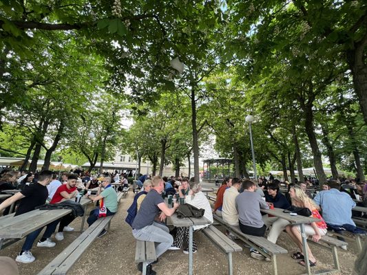 Letenský zámeček a zahrádky na Letné by null
