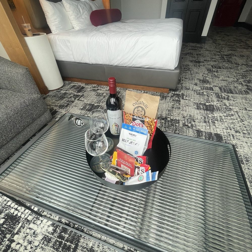Bottleworks Hotel - Hotels Near Me - Indianapolis, Indiana