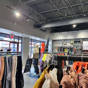 Arc'teryx - Sports Wear Near Me - Castle Rock, Colorado