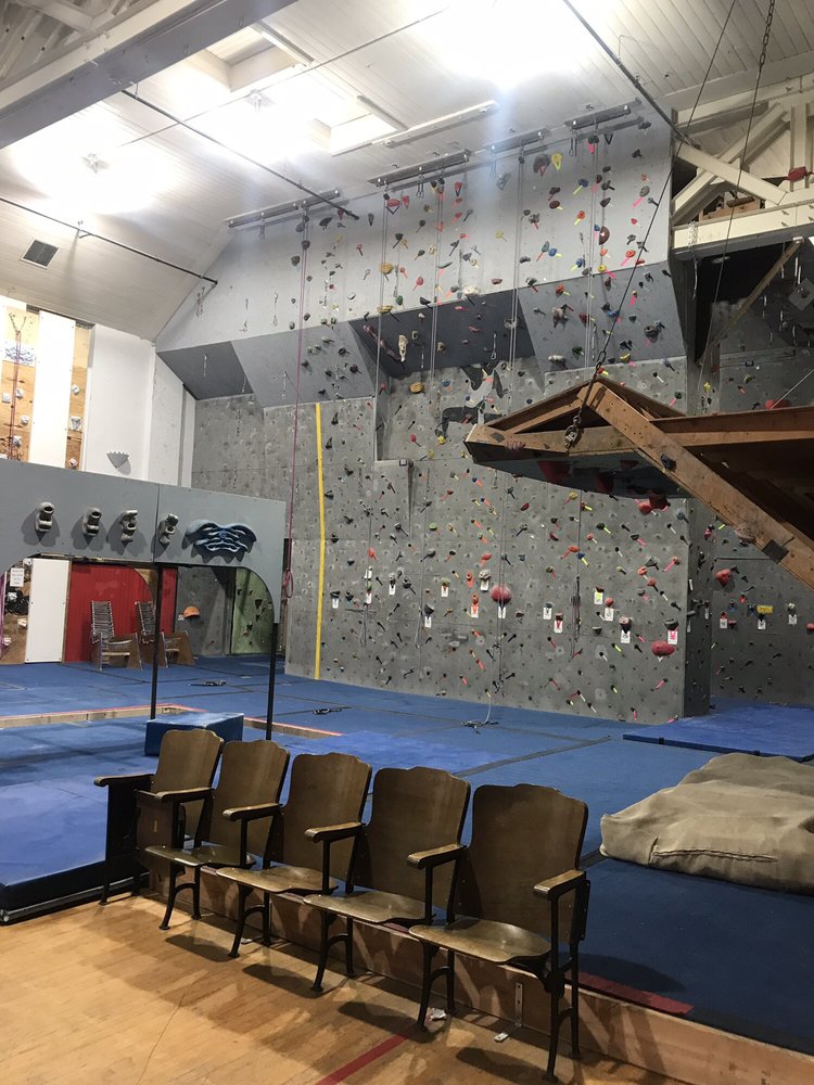 MILWAUKEE TURNERS 10 Photos Gymnastics 1034 N Vel R Phillips Ave, Milwaukee, WI Phone