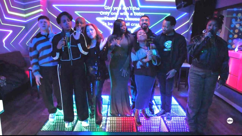 Moxie Lounge & Karaoke