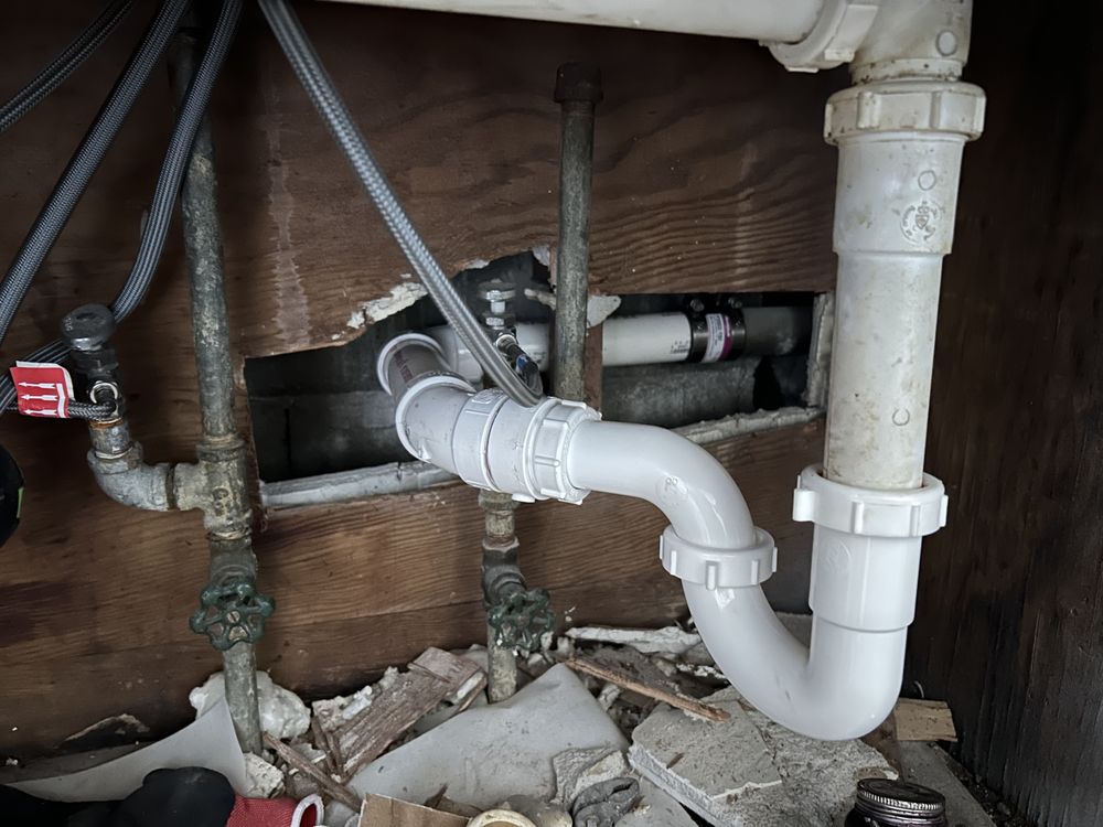 Slide of Emergency Plumbing