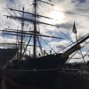 RRS Discovery - Landmarks & Historical Buildings Near Me