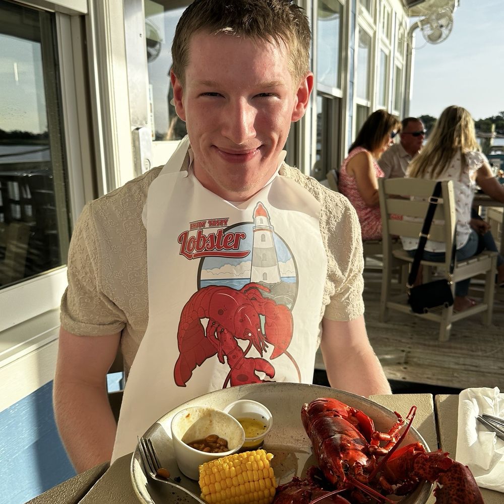 Lighthouse Point Bar & Grill - Lobster - Seafood Near Me - The Villages, Florida