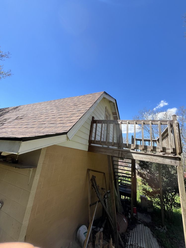 Slide of Sh-Ingle Roofing