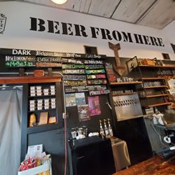 Goat Ridge Brewing Company - Counter