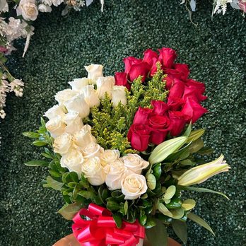 Pretty Flowers - Florists Near Me - Everett, Massachusetts Pretty Flowers - Florists Near Me - Everett, Massachusetts
