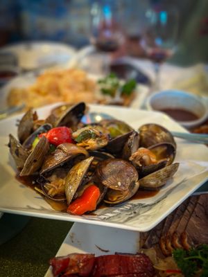 Hong Kong East Ocean Seafood Restaurant by null