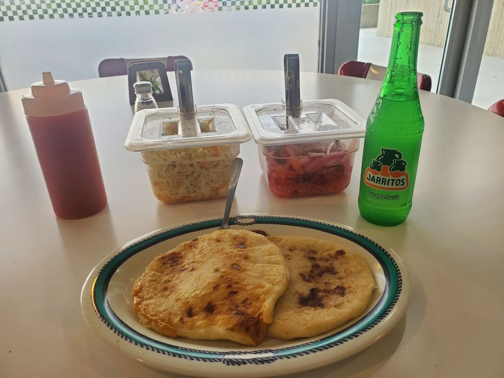 LA CUSCATLECA PUPUSERIA & RESTAURANT Updated October 2024 57 Photos