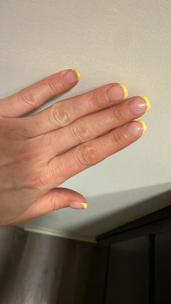 Lz Nails Logo
