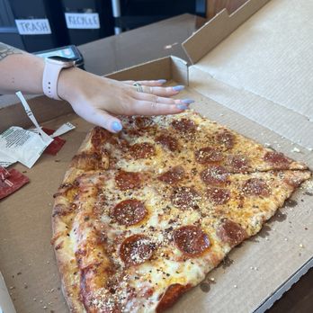 The Post - x2 Single Pepperoni Slices - Pizza Near Me - Louisville, Kentucky The Post - x2 Single Pepperoni Slices - Pizza Near Me - Louisville, Kentucky