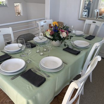 Très Bien - Tres Bien table setting - Caterers Near Me