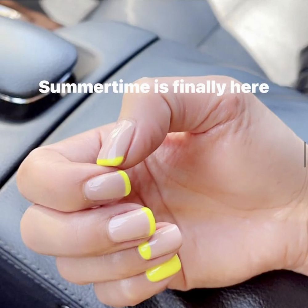 Nails By Kevin & Annie Logo