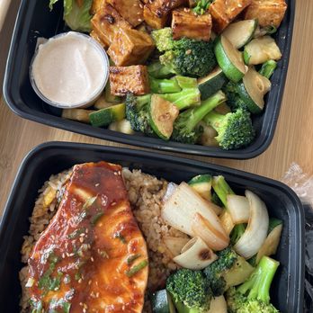 Annie’s Tea House - Tofu &. Salmon hibachi - Bubble Tea Near Me - Brandon, Florida