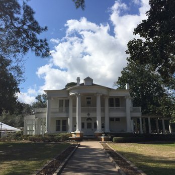 Fort Bend Museum - Historic Moore mansion; museum admission includes a tour of this house - Museums Near Me - Richmond, Texas Fort Bend Museum - Historic Moore mansion; museum admission includes a tour of this house - Museums Near Me - Richmond, Texas