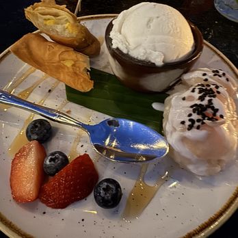 Saffron - Lychee sticky rice - Thai Near Me - Playa del Carmen, ROO Saffron - Lychee sticky rice - Thai Near Me - Playa del Carmen, ROO