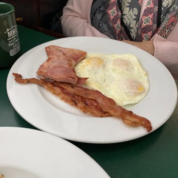 Green Apple Restaurant - Eggs and bacon - American Near Me - Waterford, Michigan Green Apple Restaurant - Eggs and bacon - American Near Me - Waterford, Michigan