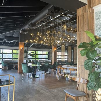 Manting House - Inside - Asian Fusion Near Me - Rochester, New York
