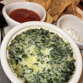 Houston's Restaurant - Chicago - style Spinach Dip - American Near Me - Hackensack, New Jersey Houston's Restaurant - Chicago - style Spinach Dip - American Near Me - Hackensack, New Jersey