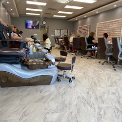 Majestic Nail Spa - Interior