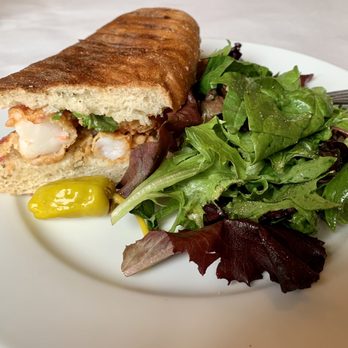 Del Porto Ristorante - Shrimp sandwich - Italian Near Me - Covington, Louisiana Del Porto Ristorante - Shrimp sandwich - Italian Near Me - Covington, Louisiana