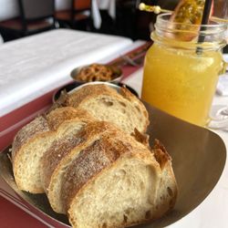 Brasserie des Européens - Warm bread was ok, not the best (06/2024)