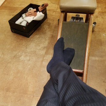 Allen Edmonds - Happy feet are healthy feet - Shoe Stores Near Me - Costa Mesa, California Allen Edmonds - Happy feet are healthy feet - Shoe Stores Near Me - Costa Mesa, California