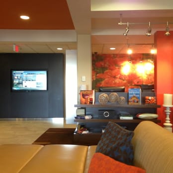 Courtyard Chicago Southeast/Hammond, IN - Cute lobby - Hotels Near Me - Hammond, Indiana