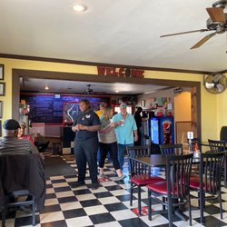 Delvin's Restaurant & Catering